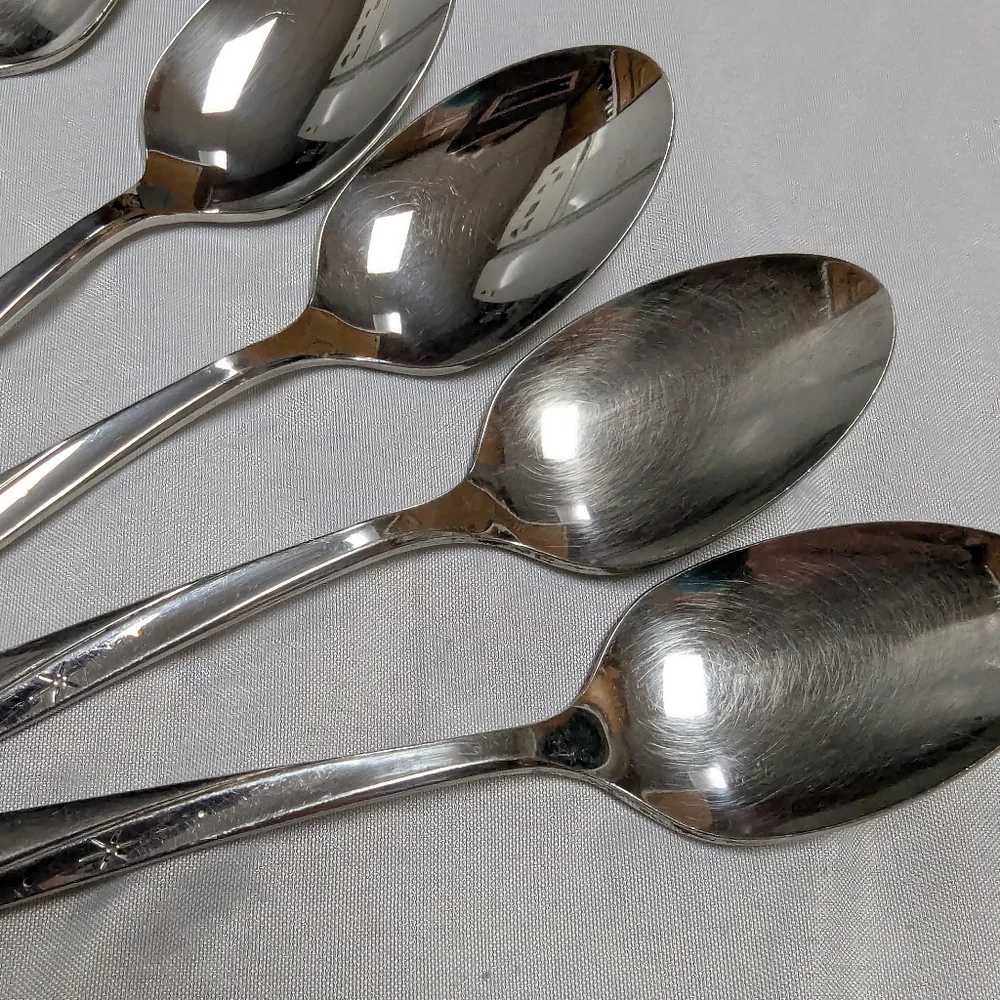 Set Of 11 Oneida Community Twin Star Tea Spoons MCM Vintage Atomic Stainless